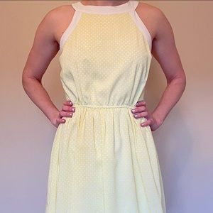 Yellow pattern dress.